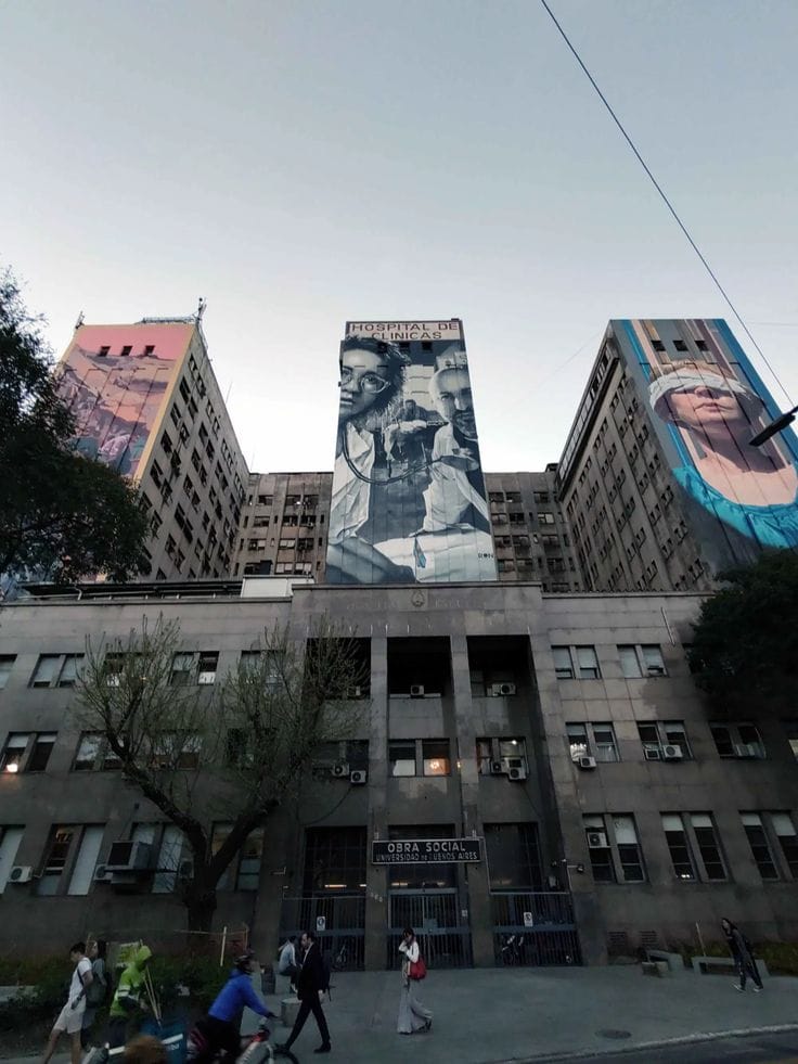 Murales del Hospital de Clínicas de la Universidad de Buenos Aires